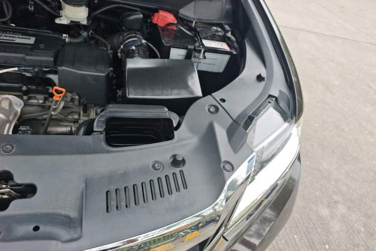 Used Honda Elysion 2016 2.4L Luxury Edition Engine Bay Left