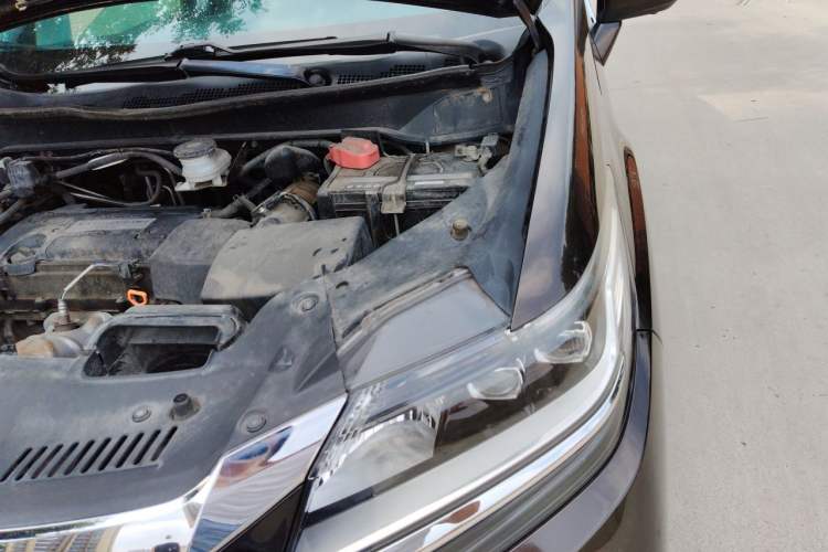 Used Honda Elysion 2016 2.4L Comfort Edition Engine Bay Left