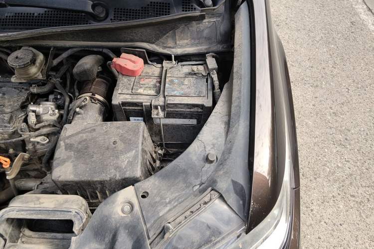 Used Honda Elysion 2016 2.4L Comfort Edition Engine Bay Left