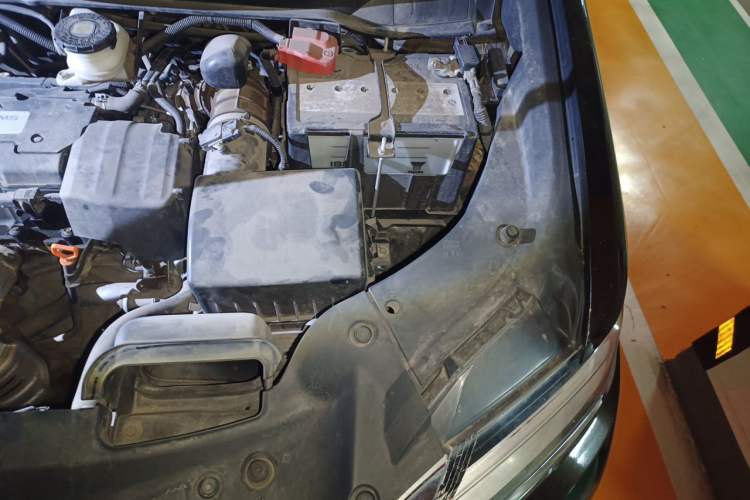 Used Honda Elysion 2016 2.4L Supreme Edition Engine Bay Left