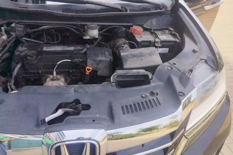Used Honda Elysion 2016 2.4L Classic Edition Engine Bay Left