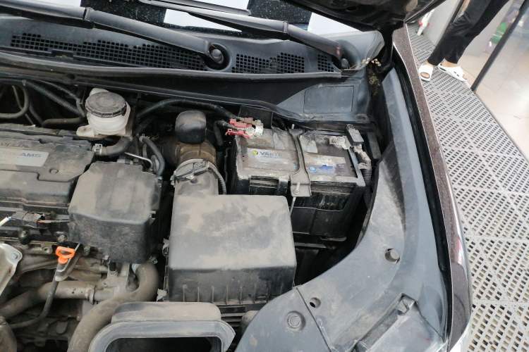 Used Honda Elysion 2016 2.4L Supreme Edition Engine Bay Left