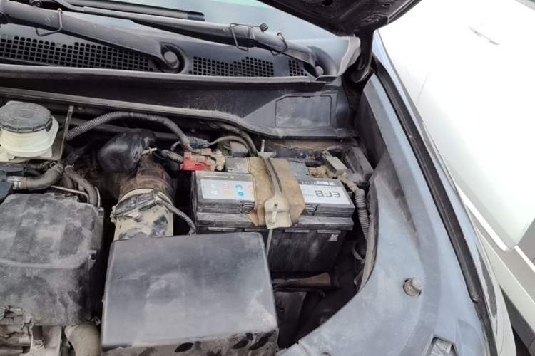 Used Honda Elysion 2016 2.4L Luxury Edition Engine Bay Left