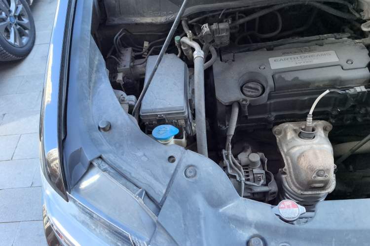 Used Honda Elysion 2016 2.4L Luxury Edition Engine Bay Right