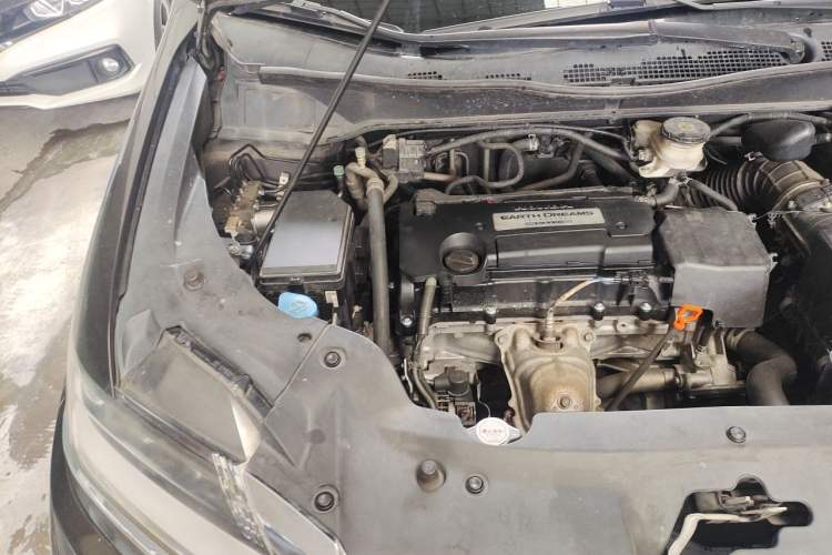 Used Honda Elysion 2016 2.4L Luxury Edition Engine Bay Right