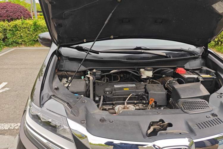 Used Honda Elysion 2016 2.4L Comfort Edition Engine Bay Right