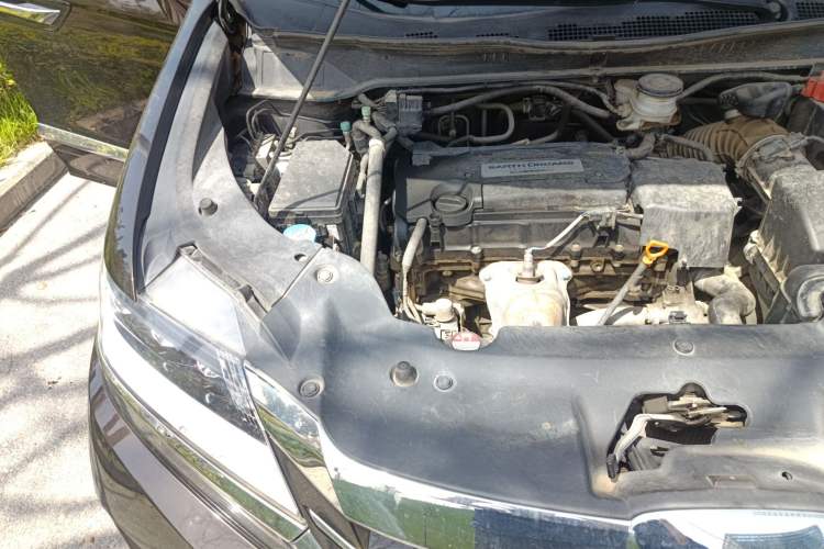 Used Honda Elysion 2016 2.4L Supreme Edition Engine Bay Right
