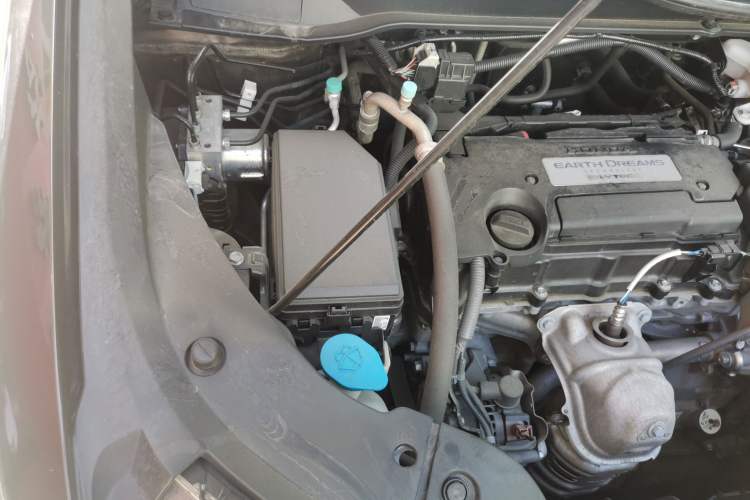 Used Honda Elysion 2016 2.4L Style Edition Engine Bay Right