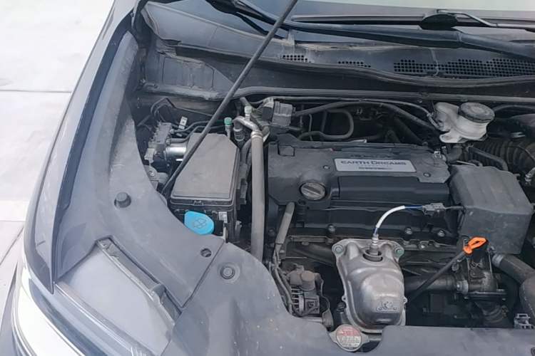 Used Honda Elysion 2016 2.4L Luxury Edition Engine Bay Right