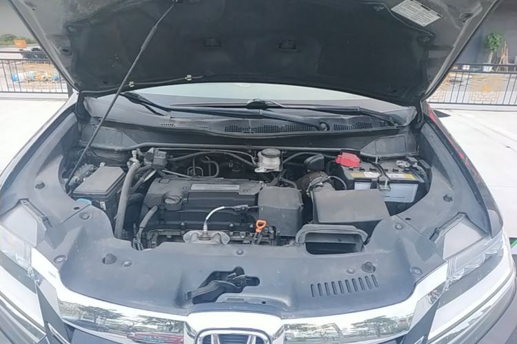 Used Honda Elysion 2016 2.4L Luxury Edition Engine Bay