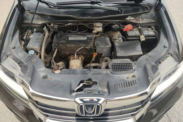 Used Honda Elysion 2016 2.4L Style Edition Engine Bay