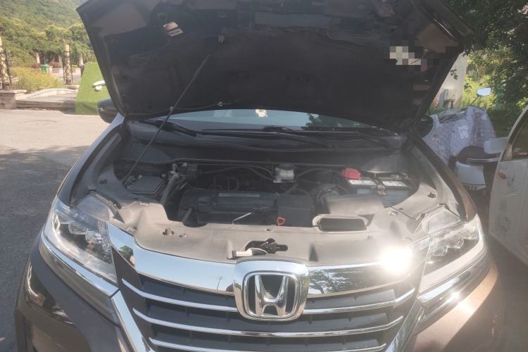 Used Honda Elysion 2016 2.4L Luxury Edition Engine Bay