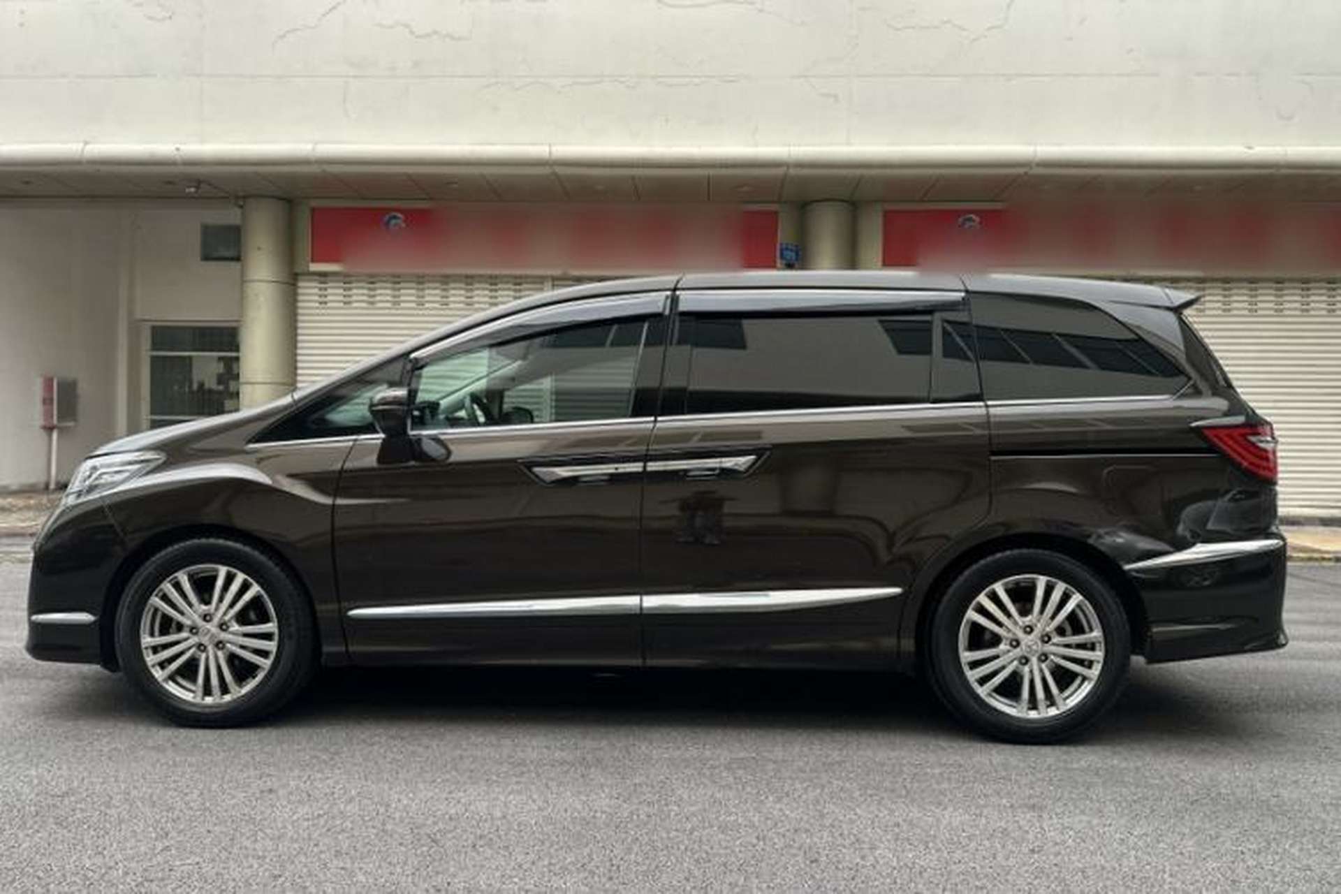 Used Honda Elysion 2016 2.4L Supreme Edition Exterior 1