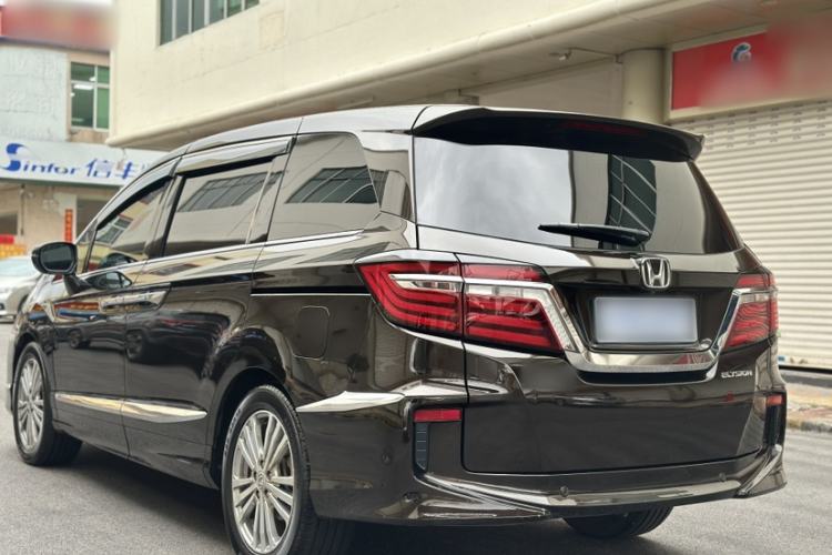Used Honda Elysion 2016 2.4L Supreme Edition Exterior 2