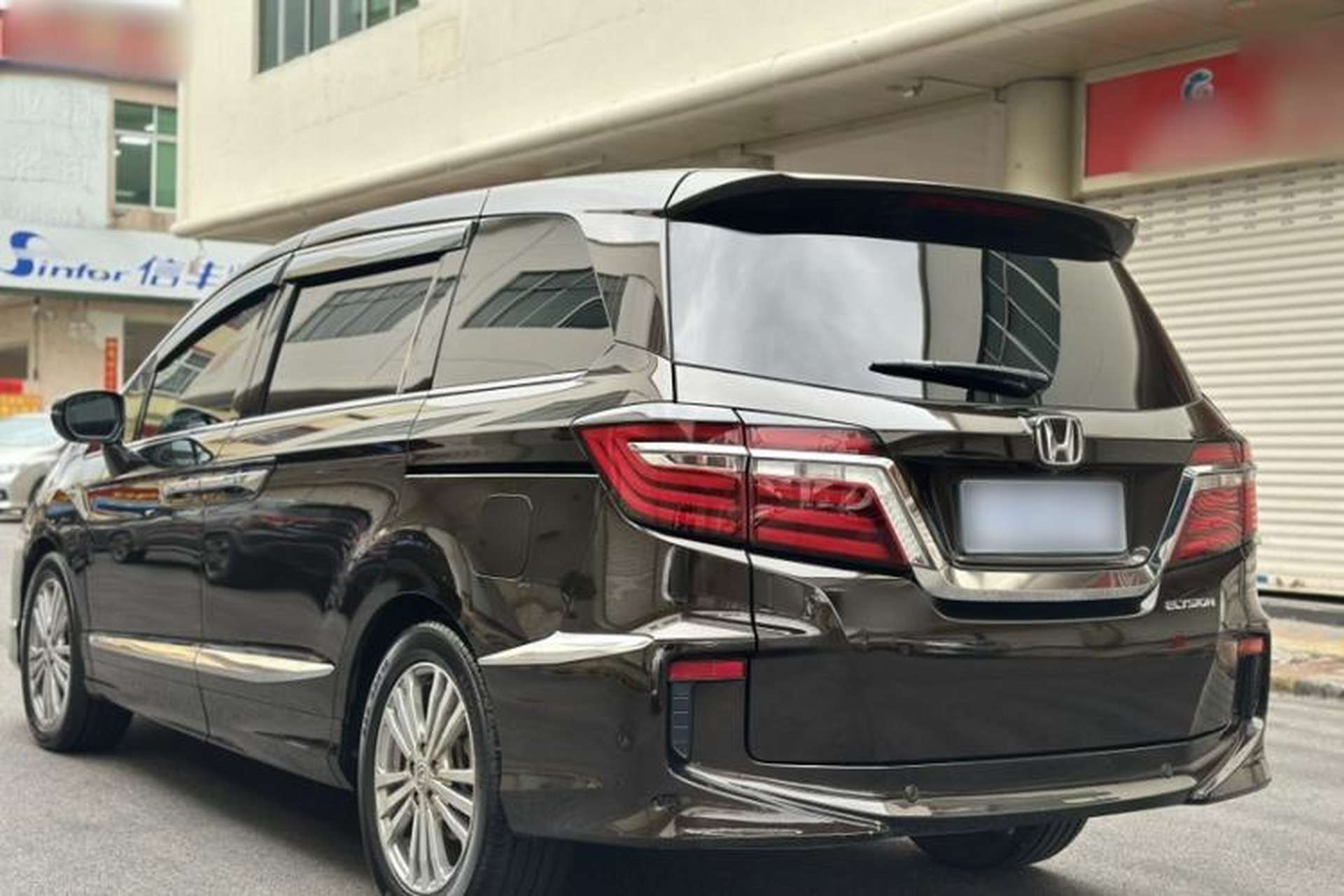 Used Honda Elysion 2016 2.4L Supreme Edition Exterior 2