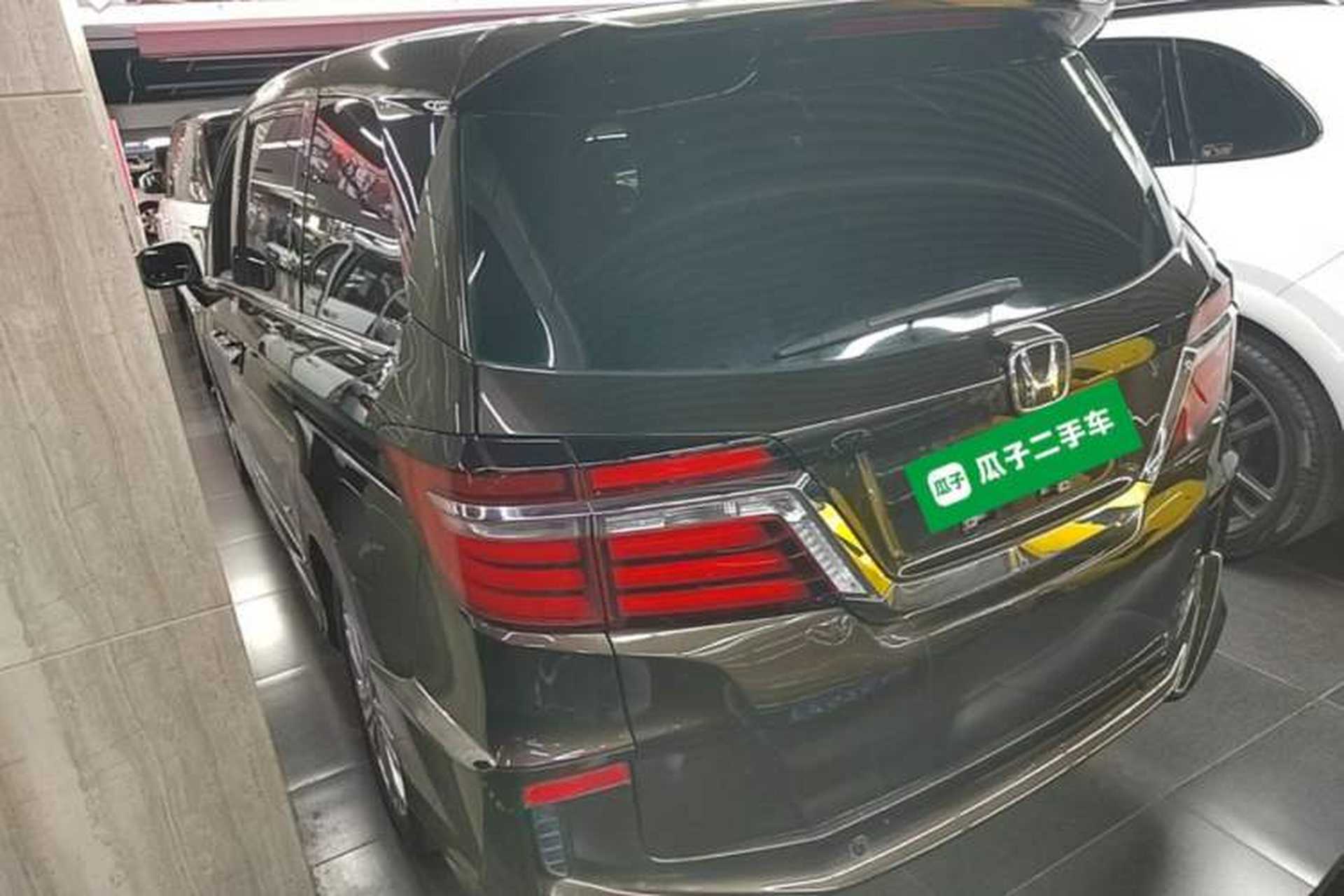 Used Honda Elysion 2016 2.4L Supreme Edition Exterior 2