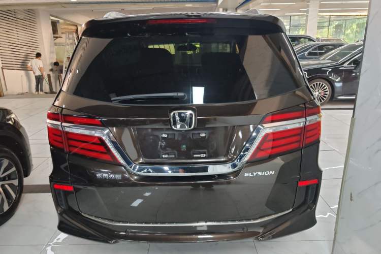 Used Honda Elysion 2016 2.4L Luxury Edition Exterior 4