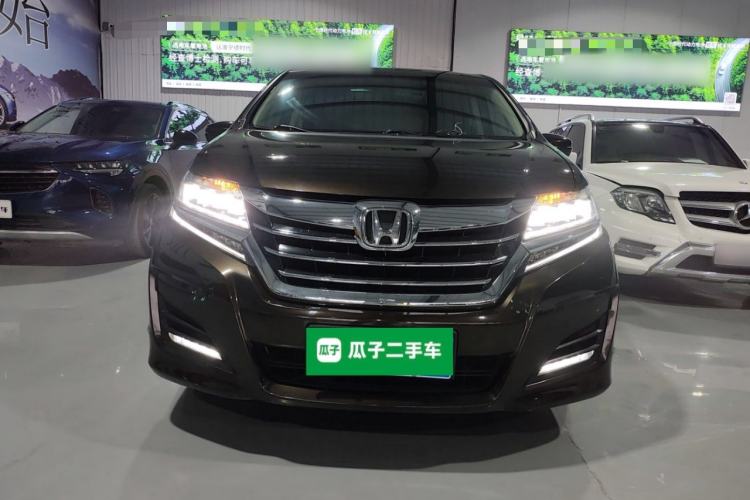Used Honda Elysion 2016 2.4L Luxury Edition Front
