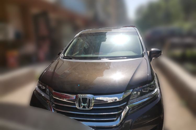 Used Honda Elysion 2016 2.4L Style Edition Front