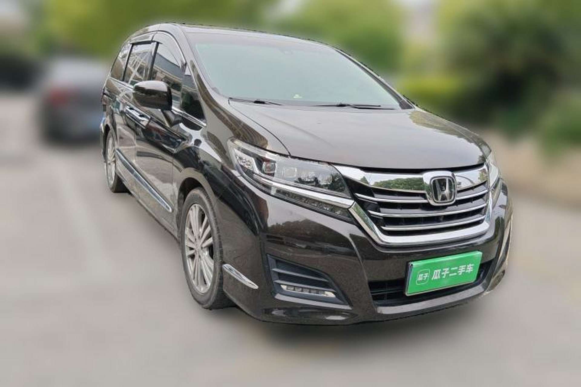 Used Honda Elysion 2016 2.4L Supreme Edition Front Right 45 Deg