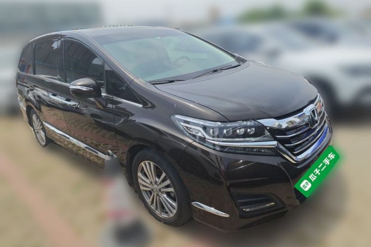 Used Honda Elysion 2016 2.4L Luxury Edition Front Right 45 Deg