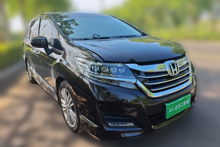 Used Honda Elysion 2016 2.4L Luxury Edition Front Right 45 Deg