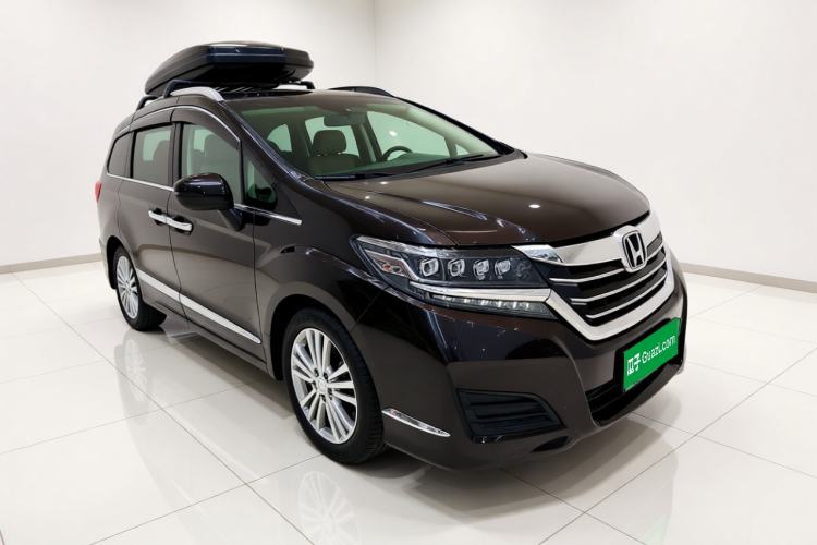 Used Honda Elysion 2016 2.4L Luxury Edition Front Right 45 Deg