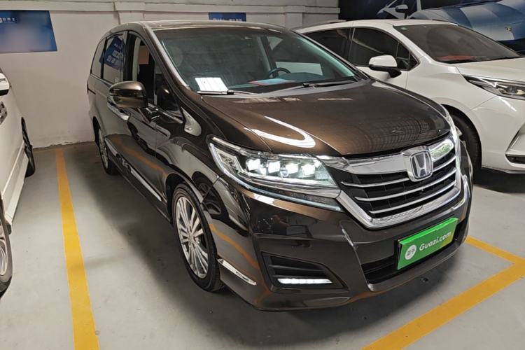 Used Honda Elysion 2016 2.4L Supreme Edition Front Right 45 Deg