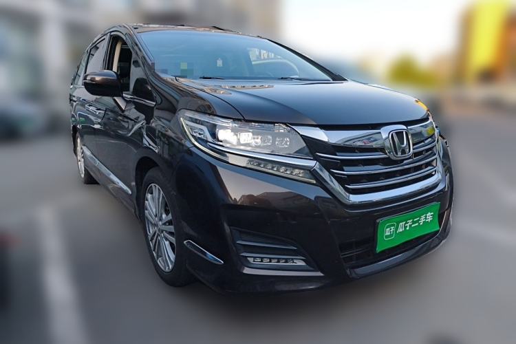 Used Honda Elysion 2016 2.4L Luxury Edition Front Right 45 Deg