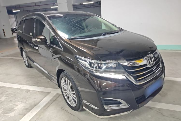 Used Honda Elysion 2016 2.4L Luxury Edition Front Right 45 Deg
