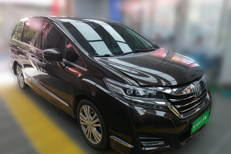 Used Honda Elysion 2016 2.4L Supreme Edition Front Right 45 Deg