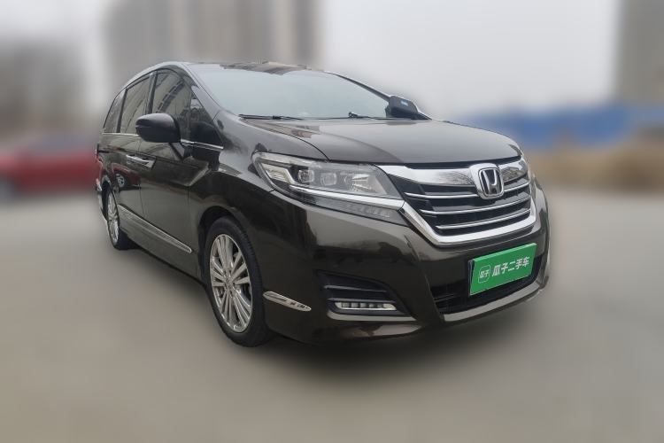 Used Honda Elysion 2016 2.4L Style Edition Front Right 45 Deg