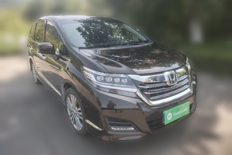 Used Honda Elysion 2016 2.4L Luxury Edition Front Right 45 Deg