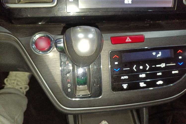 Used Honda Elysion 2016 2.4L Luxury Edition Gear Lever
