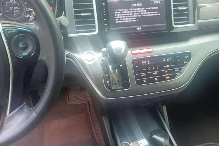 Used Honda Elysion 2016 2.4L Style Edition Gear Lever