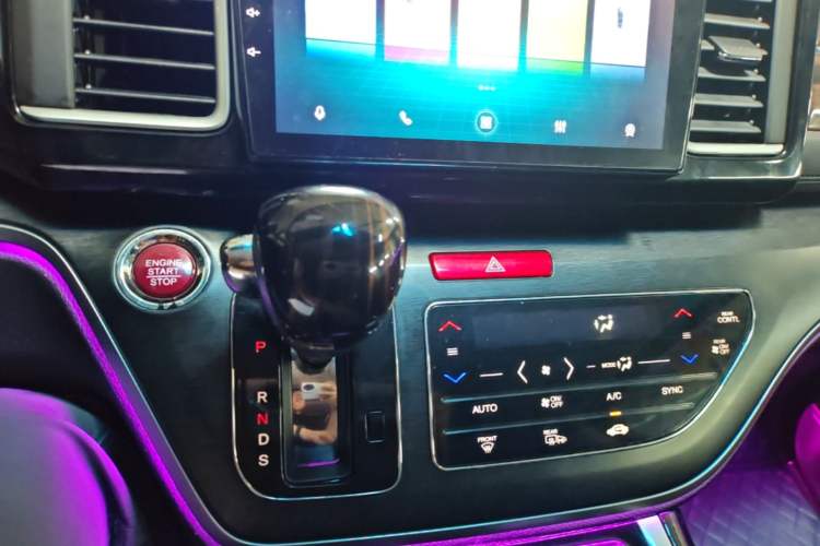 Used Honda Elysion 2016 2.4L Luxury Edition Gear Lever