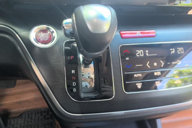 Used Honda Elysion 2016 2.4L Supreme Edition Gear Lever