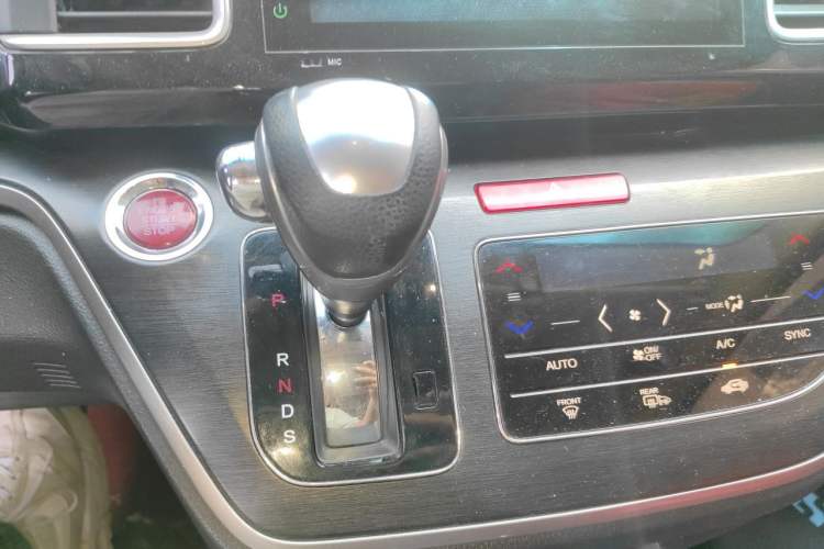 Used Honda Elysion 2016 2.4L Luxury Edition Gear Lever