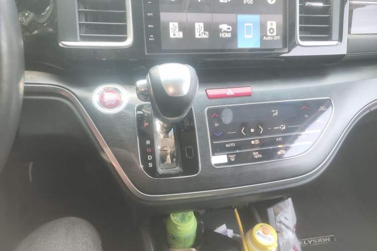 Used Honda Elysion 2016 2.4L Luxury Edition Gear Lever