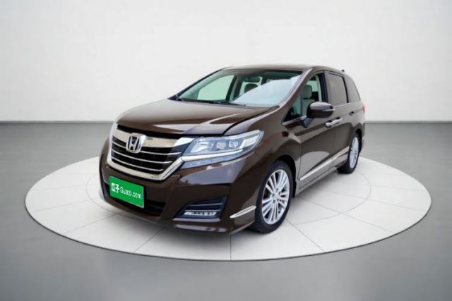 Honda Elysion 2016 2.4L Comfort Edition usado