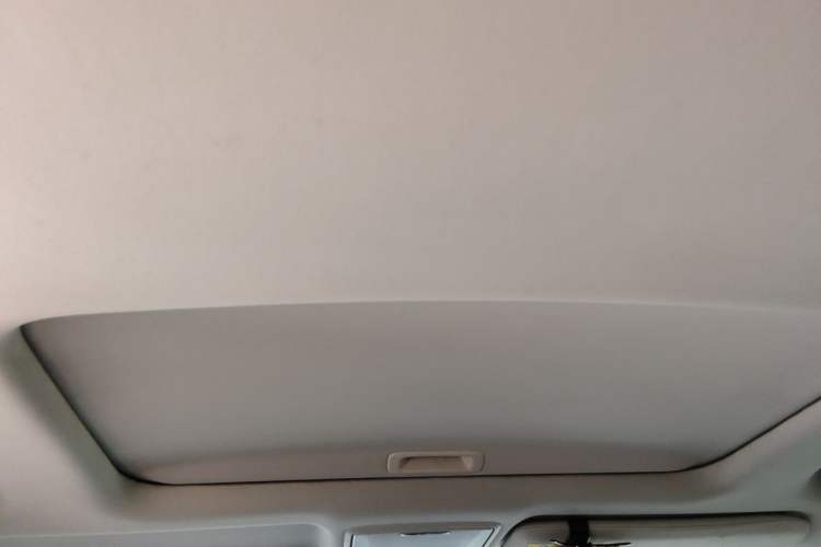 Used Honda Elysion 2016 2.4L Comfort Edition Headliner