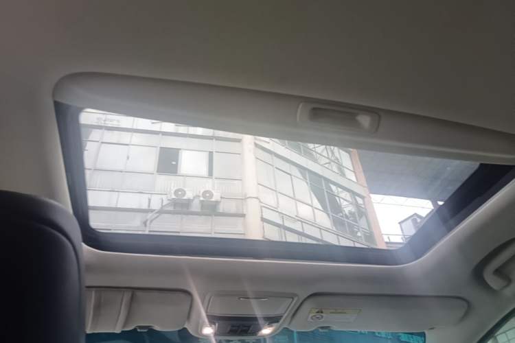 Used Honda Elysion 2016 2.4L Style Edition Headliner