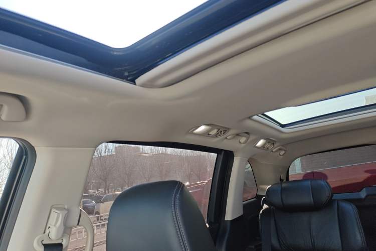 Used Honda Elysion 2016 2.4L Luxury Edition Headliner