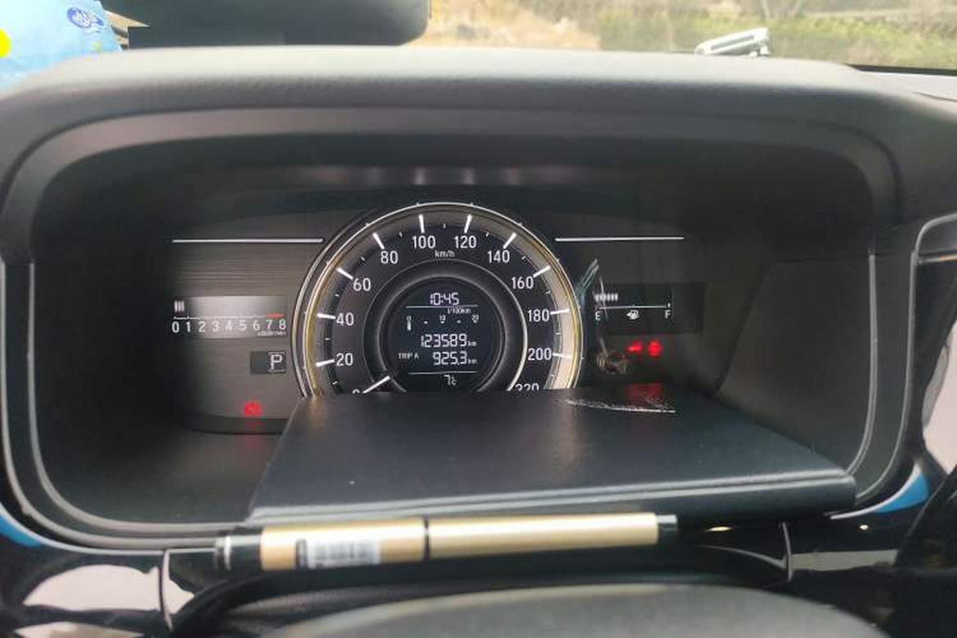 Used Honda Elysion 2016 2.4L Style Edition Instrument Cluster