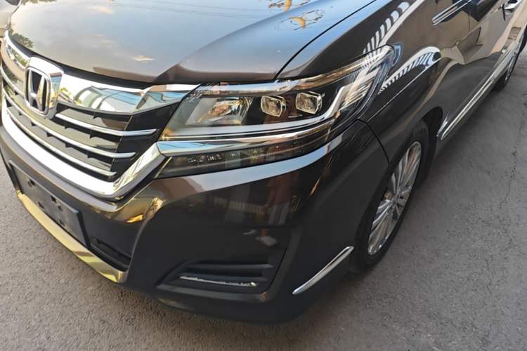 Used Honda Elysion 2016 2.4L Style Edition Left Front Headlight