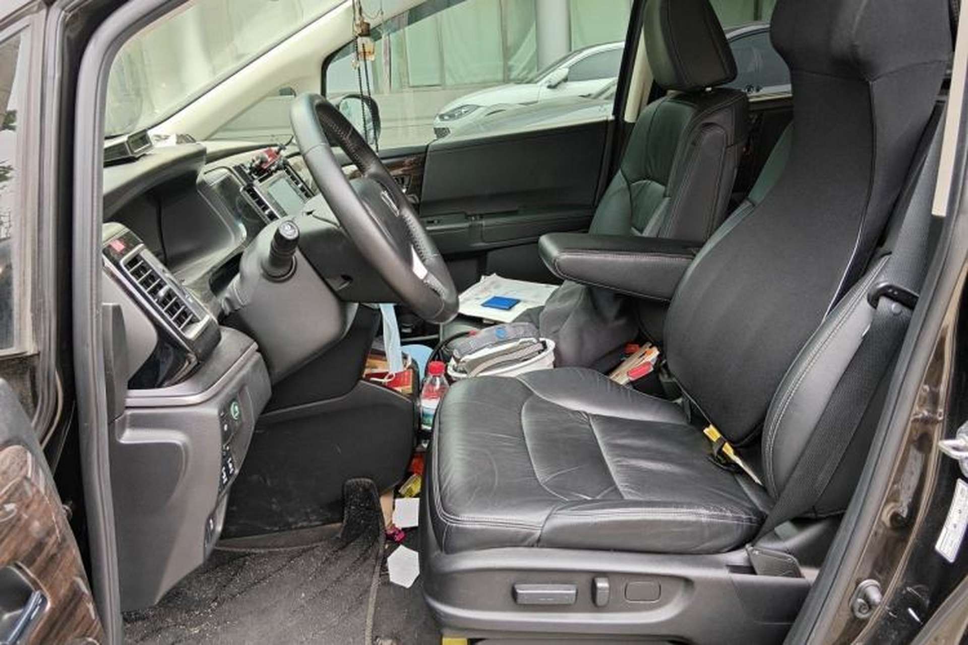 Used Honda Elysion 2016 2.4L Supreme Edition Left Front Seat