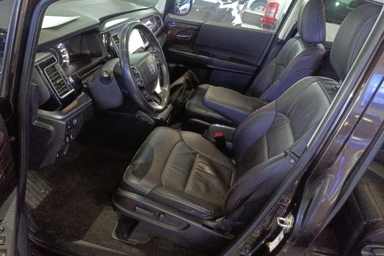 Used Honda Elysion 2016 2.4L Luxury Edition Left Front Seat