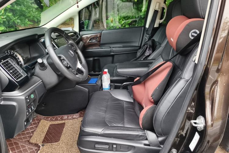 Used Honda Elysion 2016 2.4L Luxury Edition Left Front Seat