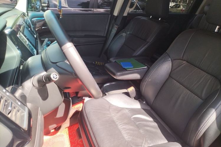 Used Honda Elysion 2016 2.4L Supreme Edition Left Front Seat