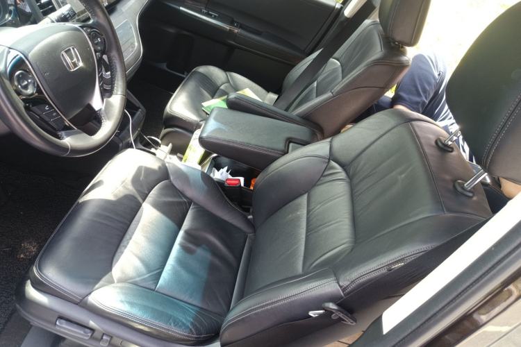 Used Honda Elysion 2016 2.4L Supreme Edition Left Front Seat